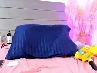 Julieta-coopeer  live sex cam