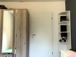 Kimbermozo  live sex cam