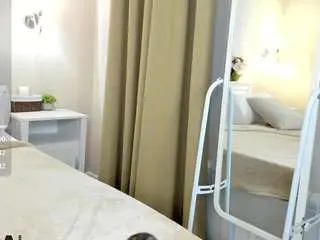 Nicoleta-cooper  live sex cam