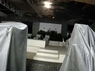 Voyeurcam-casa-salsa-gym-bike  live sex cam