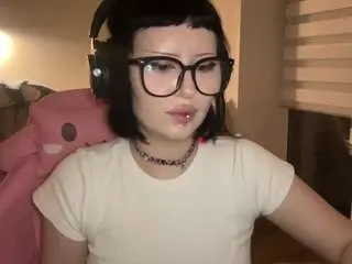 Carlynpillette  live sex cam