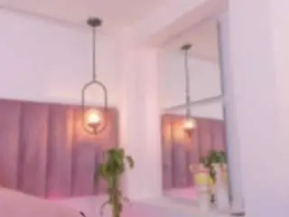 Emmily-z  live sex cam