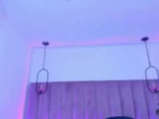 Emmily-z  live sex cam