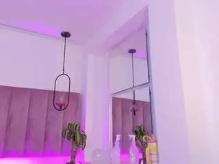 Emmily-z  live sex cam