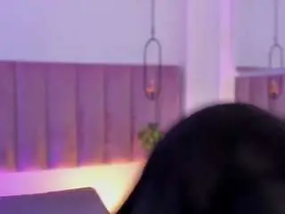 Emmily-z  live sex cam