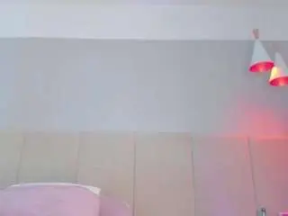 Emmily-z  live sex cam
