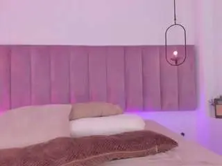 Emmily-z  live sex cam