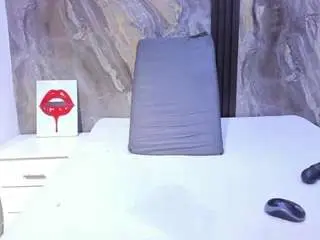 Hellenjohansson  live sex cam