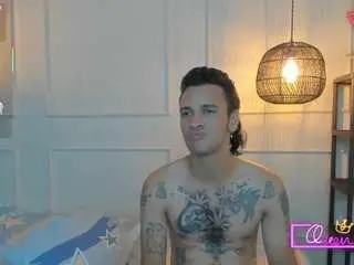 Lovevoltage  live sex cam