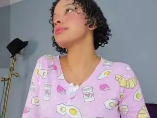 Mollyybloom  live sex cam