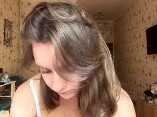 Alisiaroutzen  live sex cam
