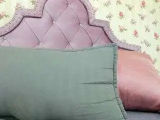 Ariana-moon0  live sex cam