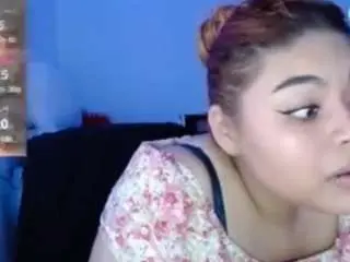 Hannyklum  live sex cam