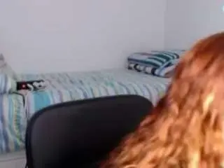 Hannyklum  live sex cam