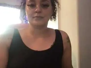 Slipperytee  live sex cam
