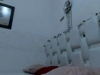Tammybroxxx  live sex cam
