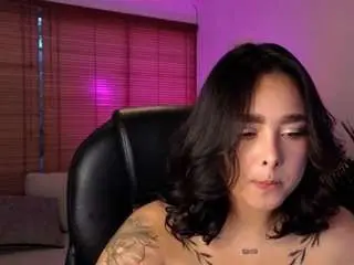 Ellie-browning  live sex cam