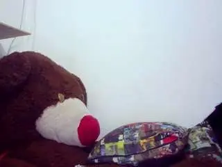 Katykeal  live sex cam