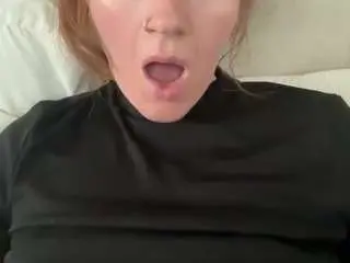 Naughty-rosie  live sex cam