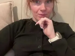 Naughty-rosie  live sex cam