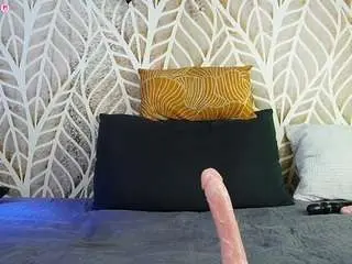 Trophymilf  live sex cam