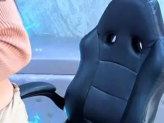 Dravianaa-a  live sex cam