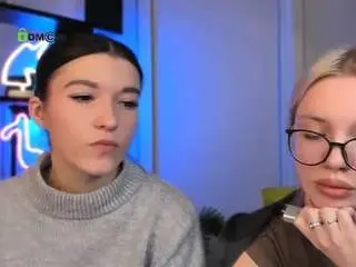 Elis-sunny  live sex cam