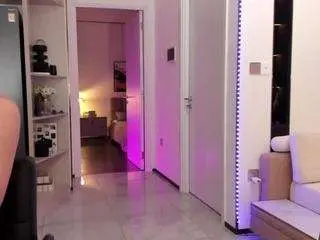 Emmykrist  live sex cam