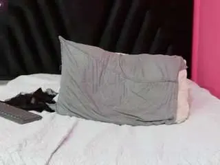 Mariahblack  live sex cam