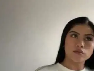 Thaliafernandez  live sex cam