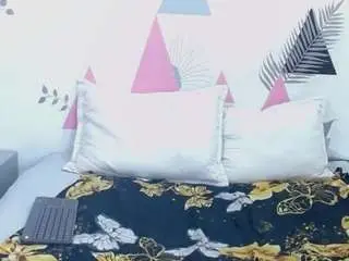 Camiilareyes  live sex cam