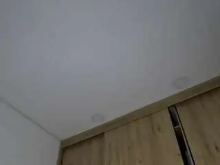 Emma-ruiz  live sex cam