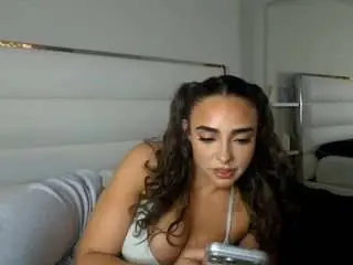 Kimthedoll  live sex cam