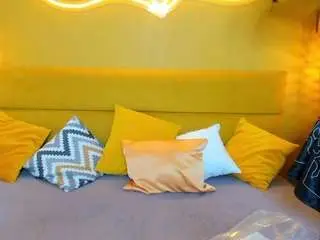 Ruthbryant  live sex cam