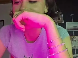 Davinascheidecker  live sex cam