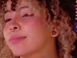 Emma-nakamura  live sex cam