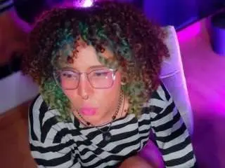 Emma-nakamura  live sex cam