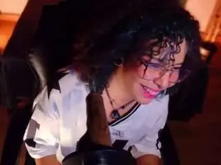 Emma-nakamura  live sex cam