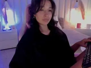 Kiimthompson  live sex cam