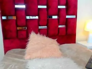 Sweettentacionx21  live sex cam