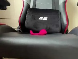 Barberahaughney  live sex cam