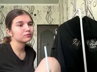 Danellewaugh  live sex cam