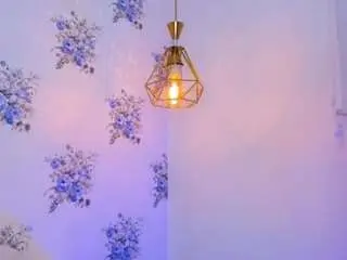 Mahiamontenegro  live sex cam