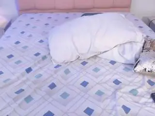 Zoe-jones13  live sex cam