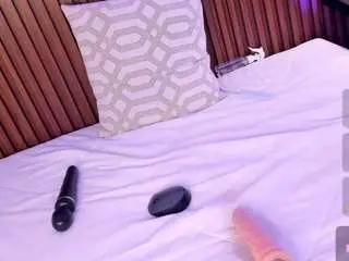 Amber-lucia  live sex cam