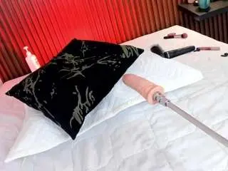 Amber-lucia  live sex cam