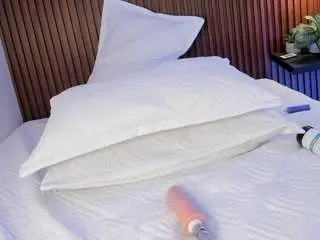 Amber-lucia  live sex cam