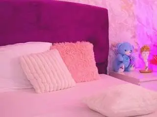 Ellinanuria  live sex cam