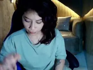 Valentina-r  live sex cam