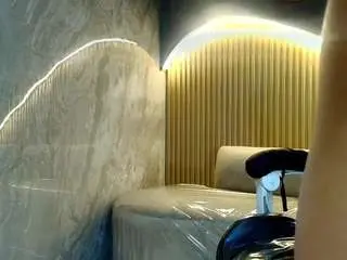 Valentina-r  live sex cam